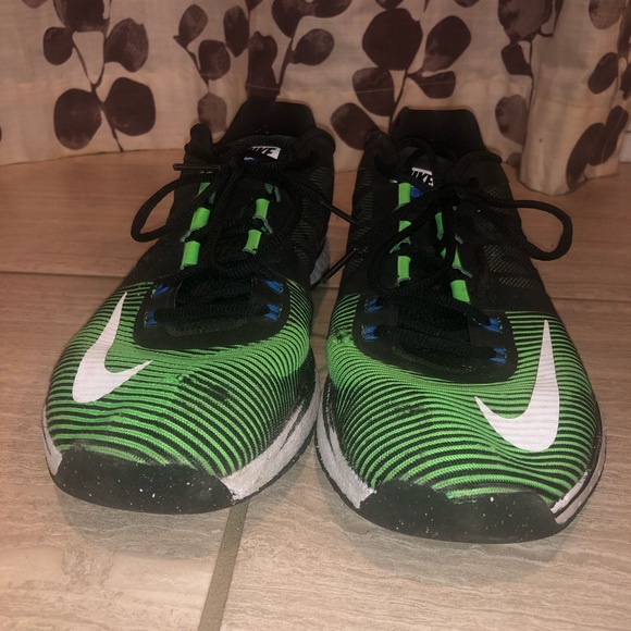 Nike Training Shoes - Picture 3 of 4